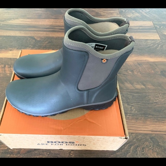 New Bogs Womens 7223 Sauvie Slip On 6 
